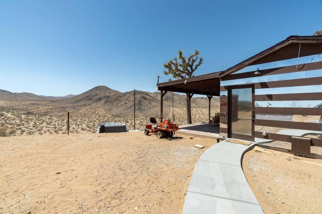 The Invisible Wind Cabin- Joshua Tree Amazing View Yucca Valley Εξωτερικό φωτογραφία